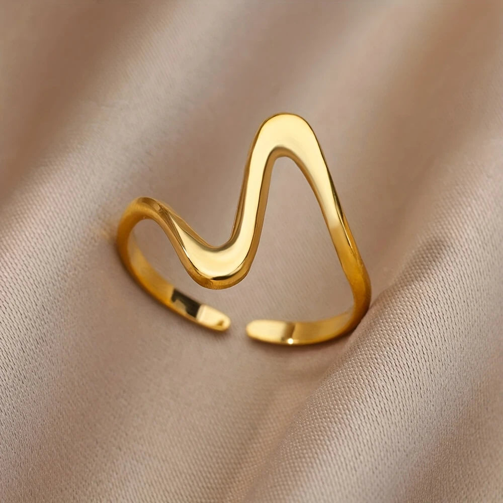 18k Gold-Plated Cuff Liora Ring in Modern Wave Style – ByFirenzzi