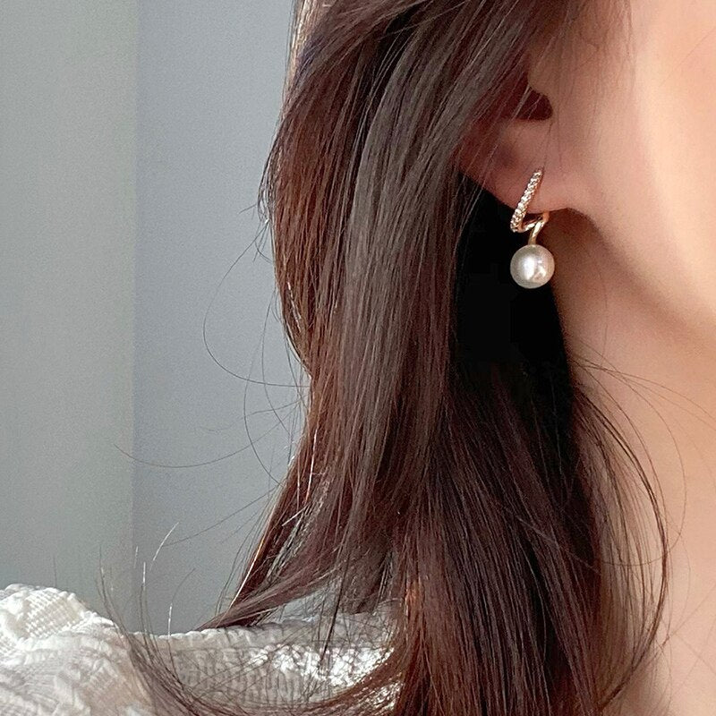Brinco de Pérola Essencial Banhado a Ouro 18k - ByFirenzzi