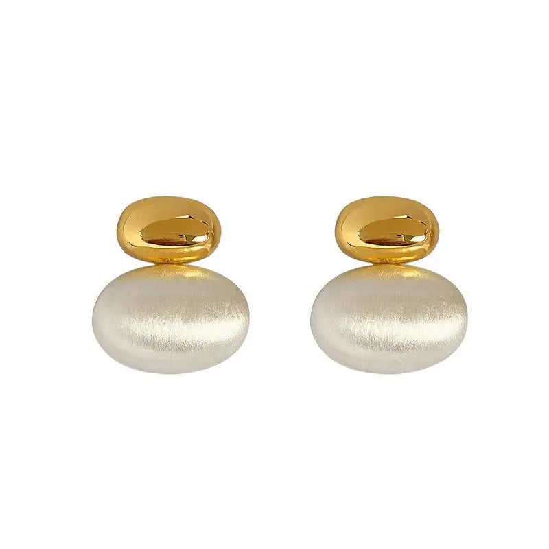 18k Gold Bladed Monarchy Pearl Earring - Byfirenzzi