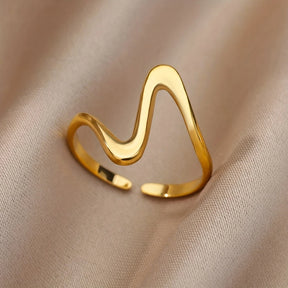 18k Gold-Plated Cuff Liora Ring in Modern Wave Style – ByFirenzzi