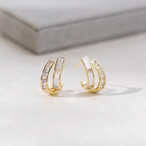 18k Gold Bladded Pearl Earring - Byfirenzzi
